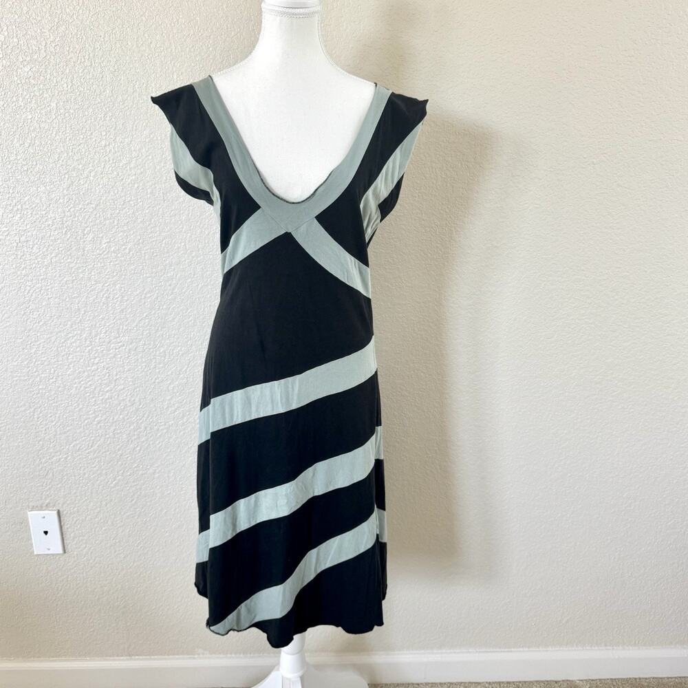 Synergy Organic Clothing Sz Large Green Black Wing Sleeve Knit Knee Length Dress